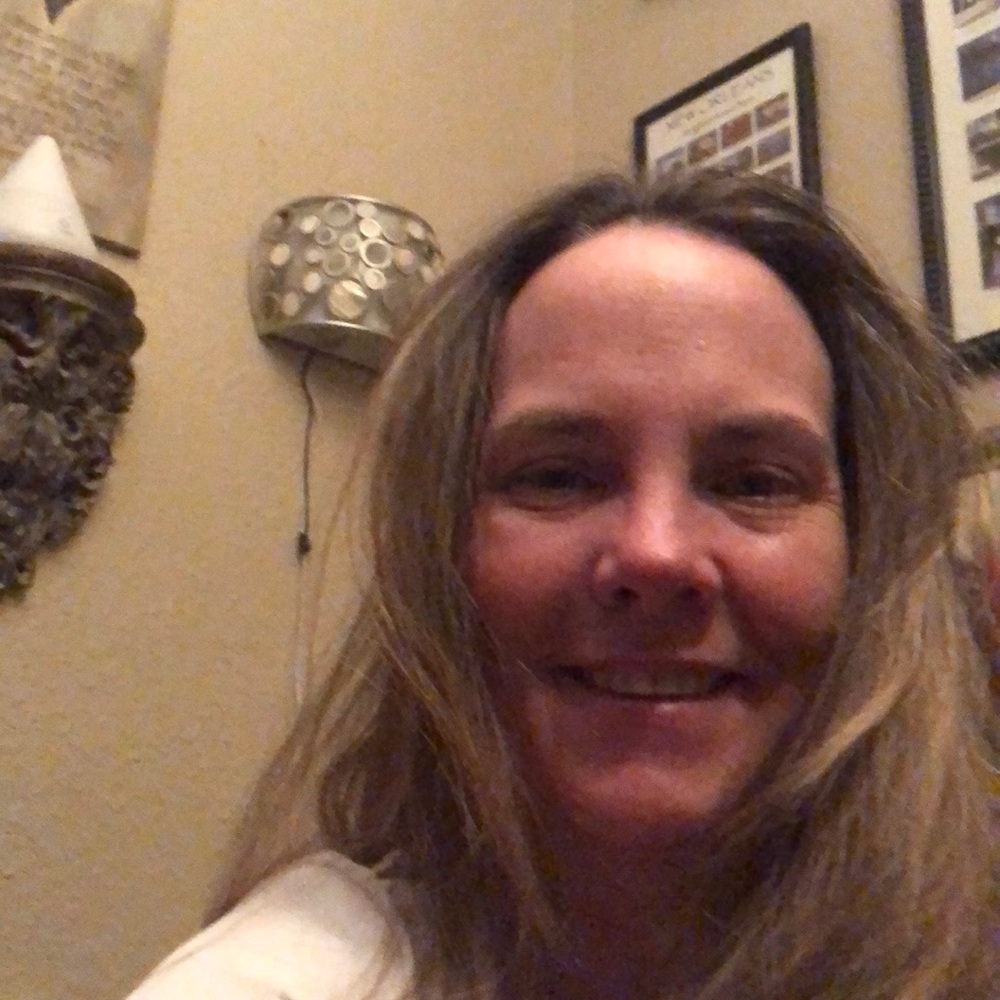 Meet your Posher, Carey